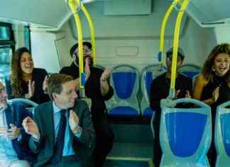 Autobús sin conductor de la EMT de Madrid en el Día Sin Coches news-17092024-001227