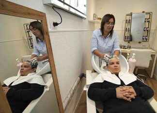 Salón de belleza para mujeres sin recursos: Sentirse guapa es un derecho, un chute de autoestima news-23092024-054850