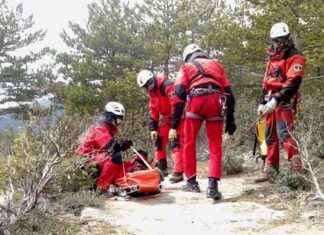Mujer herida rescatada tras caer por barranco de La Pedriza news-27102024-001356