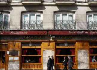 Poetisa destacada en Barcelona: La vida y obra de Barceló news-27102024-083909