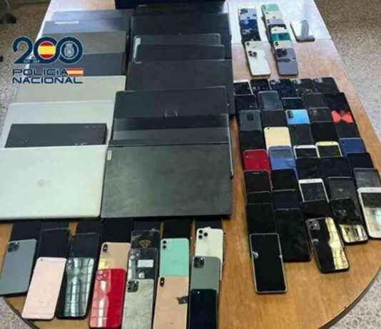 Dueño de locutorio en Vicálvaro detenido por venta de móviles robados news-03122024-140824