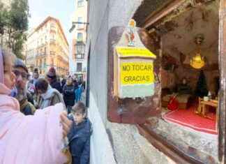 Una casita del Ratoncito Pérez en un antiguo registro de gas de Madrid una-casita-del-ratoncito-prez-en-un-antiguo-registro-de-gas-de-madrid