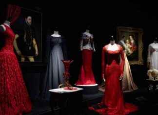 Desalojo de la exposición de Lorenzo Caprile en Madrid por gas irritante desalojo-de-la-exposicin-de-lorenzo-caprile-en-madrid-por-gas-irritante