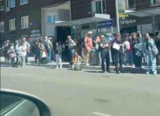 Caos en Madrid: colas de autostop en salida hacia aeropuerto caos-en-madrid-colas-de-autostop-en-salida-hacia-aeropuerto